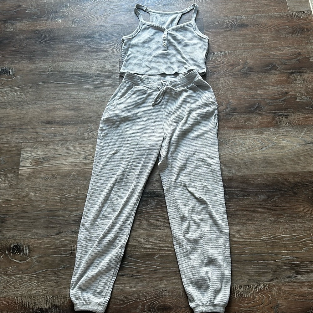 SWEAT SET FOR GIRLS!!